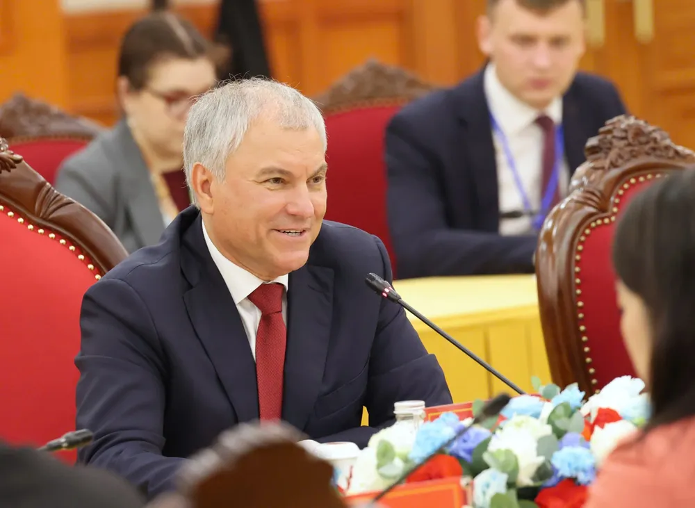 Chủ tịch Duma Quốc gia Quốc hội Liên bang Nga Vyacheslav Volodin phát biểu tại cuộc tiếp, sáng 29-9. Ảnh: QUANG PHÚC 1000011207.jpg
