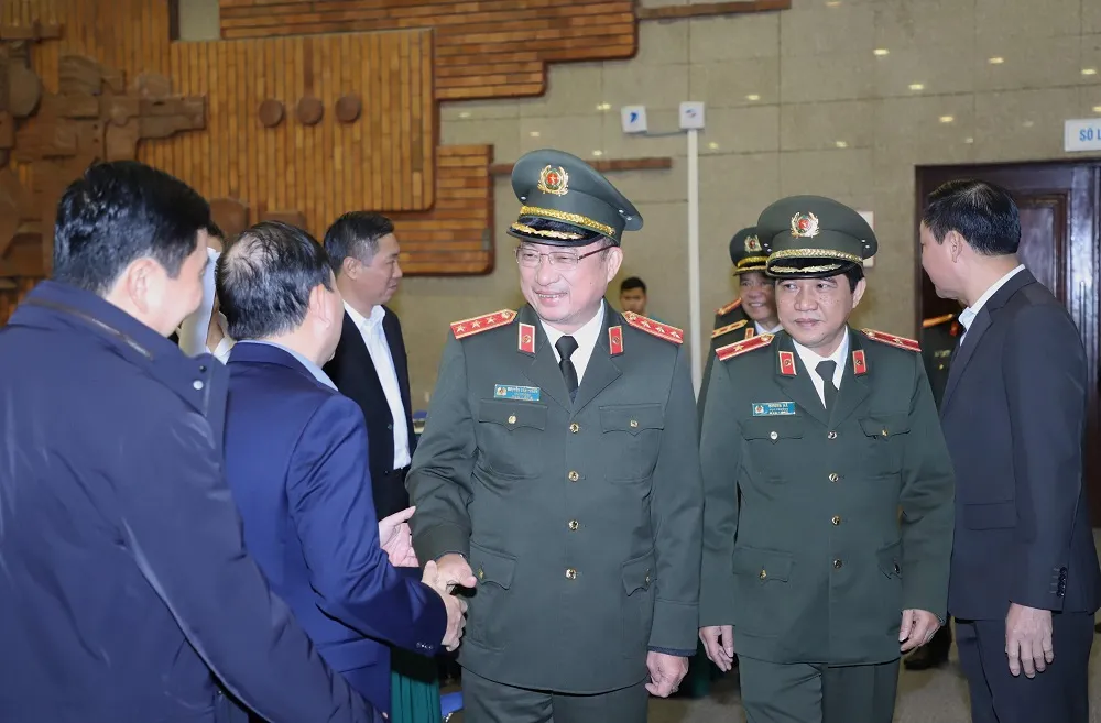 Thủ tướng kiểm tra Trung tâm báo chí phục vụ Hội nghị thượng đỉnh Mỹ - Triều ảnh 3