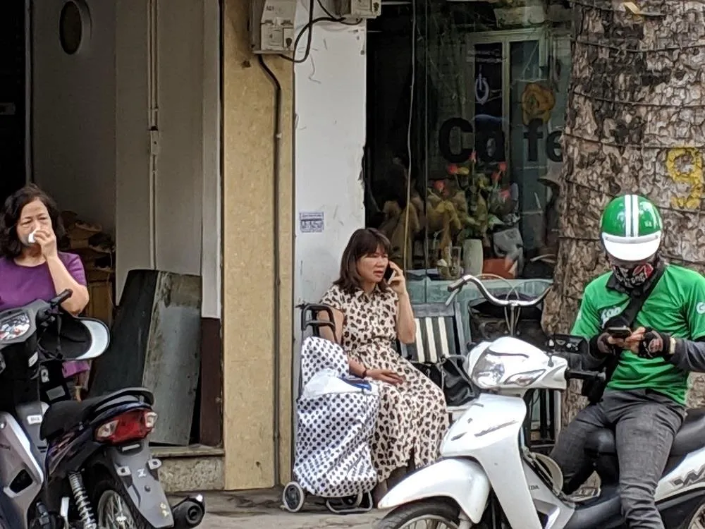 Nữ  tài xế lao ô tô vào nhà dân ở Lò Đúc, Hà Nội ảnh 4 Nữ  tài xế lao ô tô vào nhà dân ở Lò Đúc, Hà Nội ảnh 4