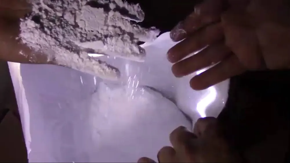 Hàng tấn phụ gia làm bánh kẹo cho trẻ có nguồn gốc Trung Quốc ảnh 1