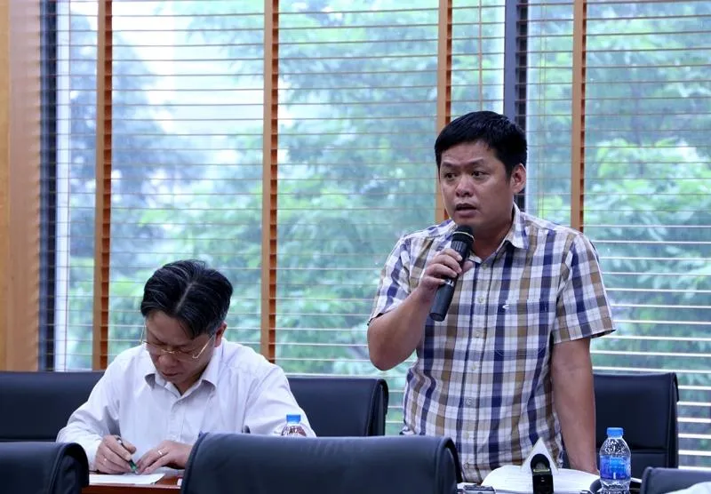 Bỏ hình thức kỷ luật giáng chức không làm mất tính nghiêm minh ảnh 2