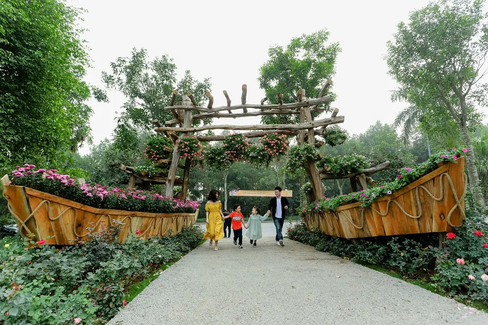 Dịp Tết thưởng thức “Bản giao hưởng mùa xuân” lung linh tại Ecopark ảnh 1 Dịp Tết thưởng thức “Bản giao hưởng mùa xuân” lung linh tại Ecopark ảnh 1