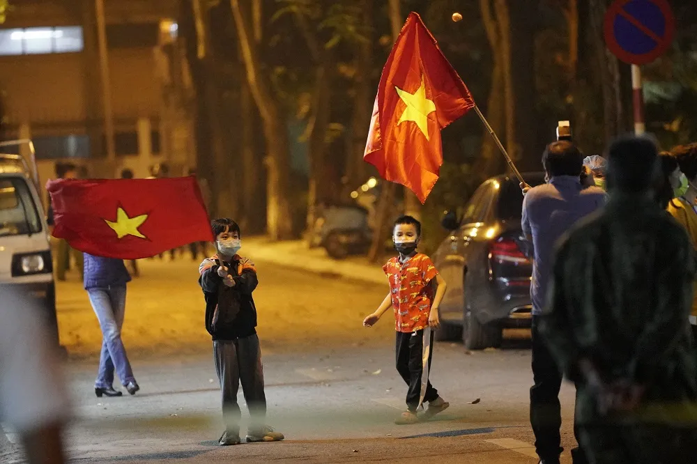 Người dân phố Trúc Bạch hết cách ly ảnh 1 Người dân phố Trúc Bạch hết cách ly ảnh 1