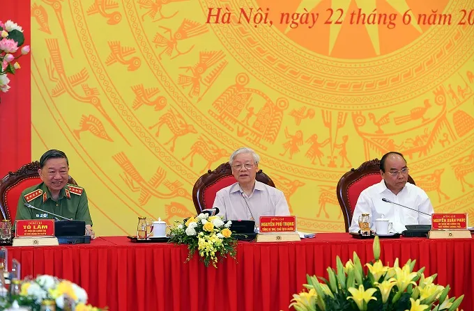 Không để những cán bộ, đảng viên vi phạm tiêu chuẩn chính trị, nguyên tắc, điều lệ Đảng cơ cấu vào cấp ủy ảnh 2 Không để những cán bộ, đảng viên vi phạm tiêu chuẩn chính trị, nguyên tắc, điều lệ Đảng cơ cấu vào cấp ủy ảnh 2