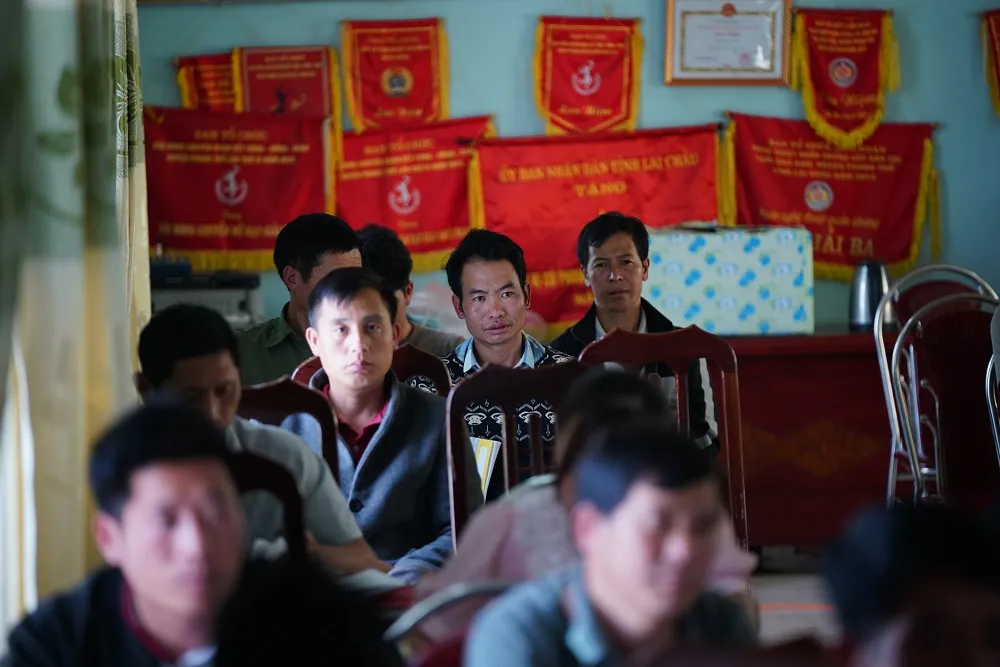 Băng rừng, vượt dốc ở Sì Lở Lầu để học Nghị quyết của Đảng ảnh 17 Băng rừng, vượt dốc ở Sì Lở Lầu để học Nghị quyết của Đảng ảnh 17