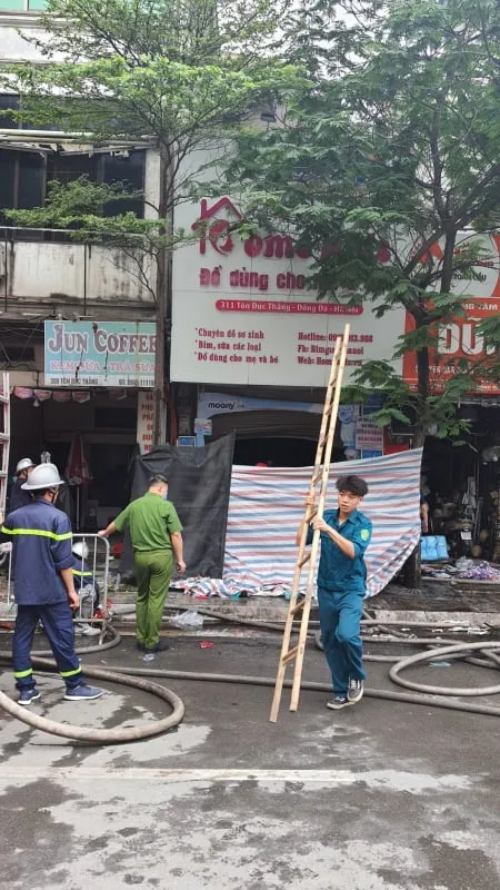 Cháy cửa hàng đồ dùng mẹ và bé, 4 người thiệt mạng ảnh 3