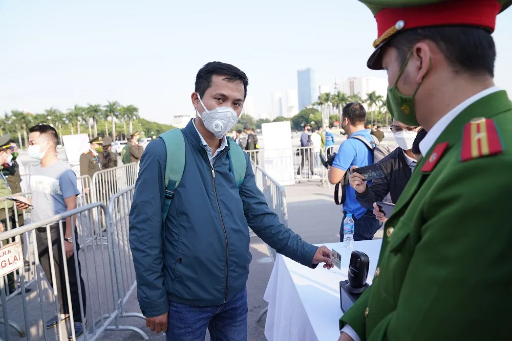 Tập huấn kiểm soát khán giả vào xem trận Việt Nam - Nhật Bản qua thẻ căn cước công dân ảnh 6