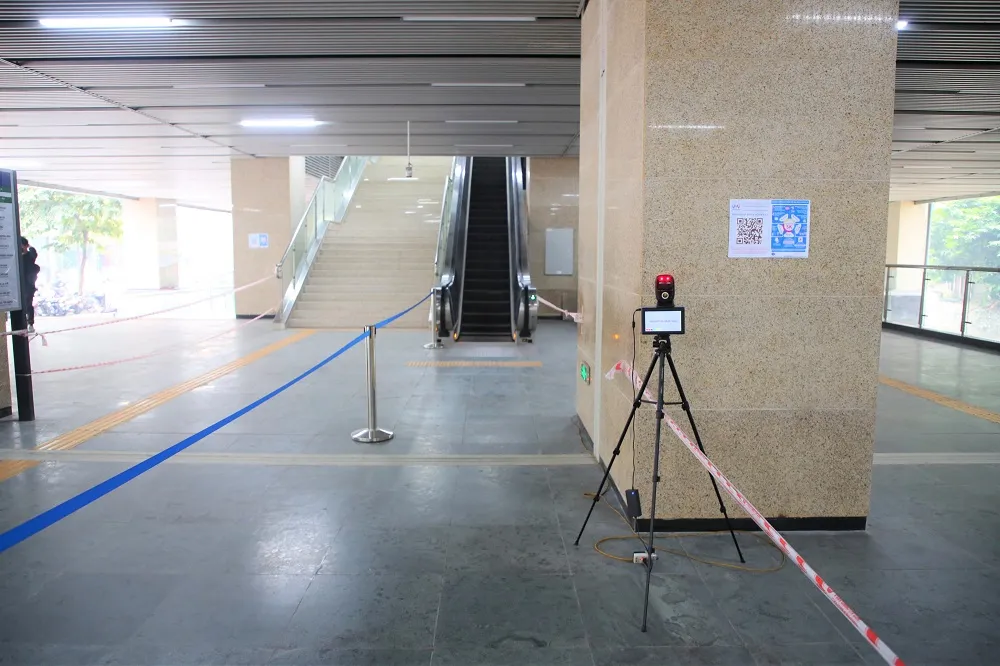 Lắp đặt thử nghiệm hệ thống camera quét mã QR tại ga Cát Linh ảnh 2 Lắp đặt thử nghiệm hệ thống camera quét mã QR tại ga Cát Linh ảnh 2