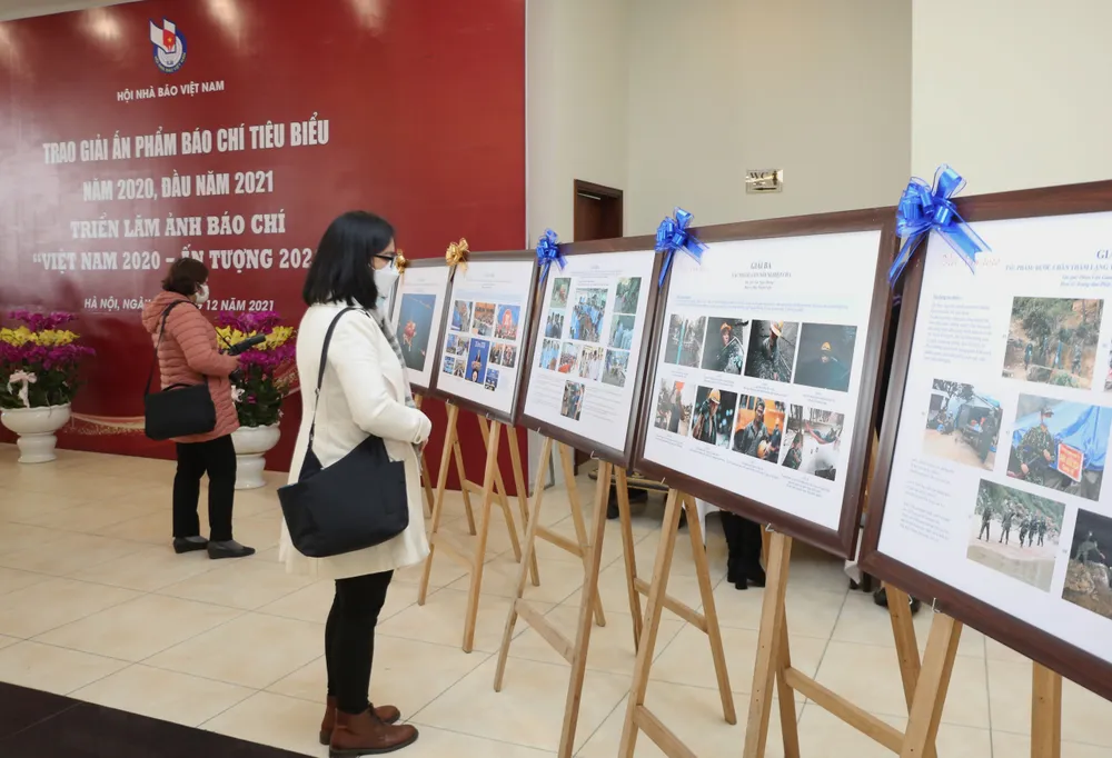Trao giải ấn phẩm báo chí tiêu biểu cuối năm 2020, đầu năm 2021 ảnh 3
