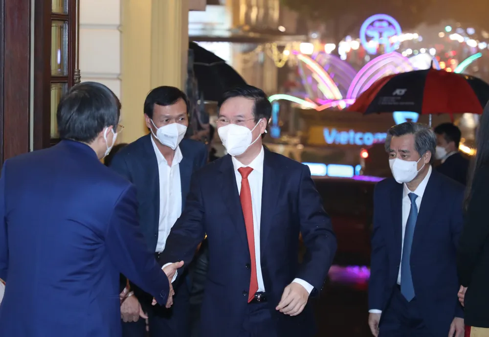 Viết về xây dựng Đảng phải kiên trì, xuất phát từ niềm tin và tình yêu đích thực ảnh 2