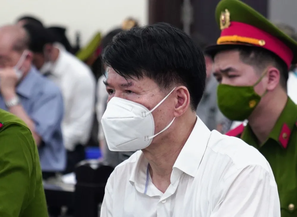 Vụ buôn bán thuốc giả Heath 2000 Canada: Làm giả hợp đồng mua bán để nhập thuốc về Việt Nam ảnh 2