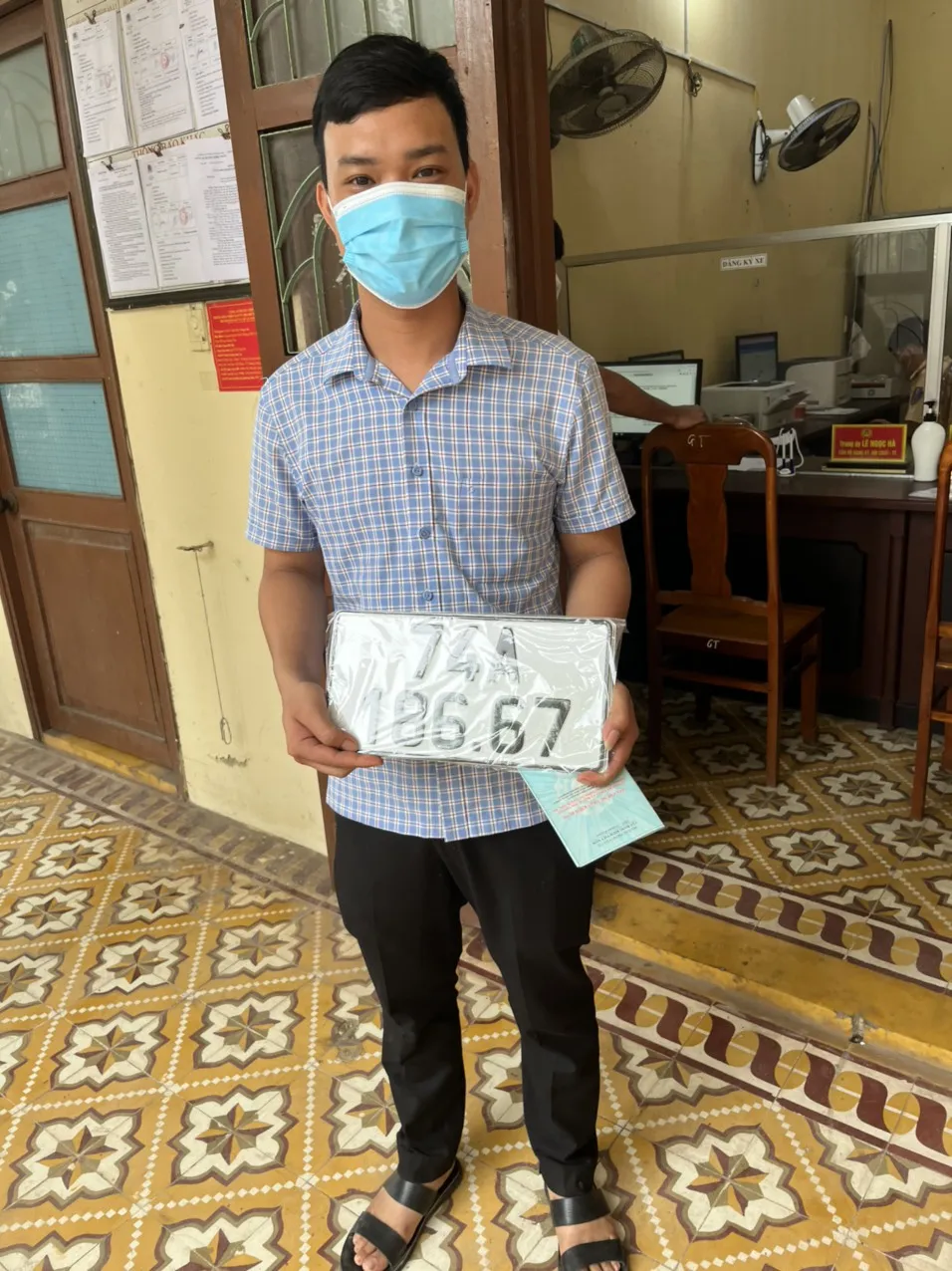 Từ 21-5, người dân đăng ký xe máy, xe ô tô tại cấp xã, phường và huyện, quận ảnh 1 Từ 21-5, người dân đăng ký xe máy, xe ô tô tại cấp xã, phường và huyện, quận ảnh 1