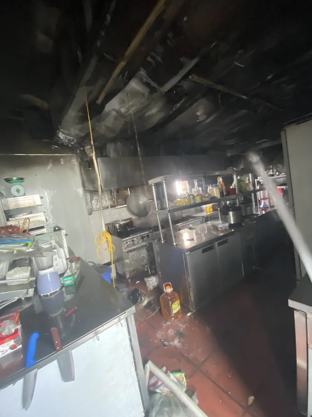 Cháy khách sạn ở Hà Nội ảnh 4 Cháy khách sạn ở Hà Nội ảnh 4