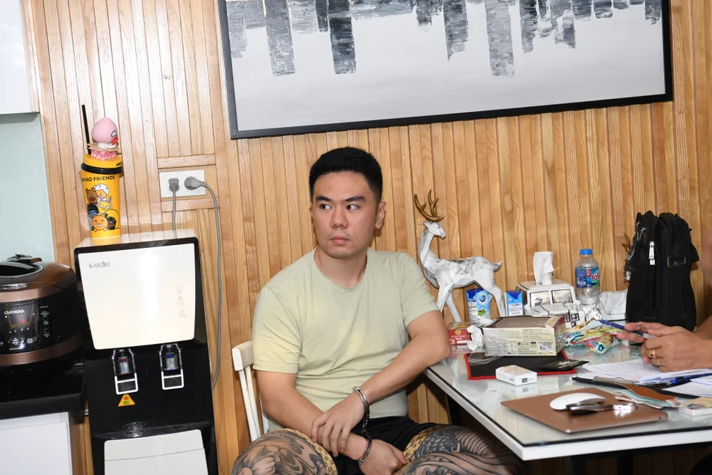 Đối tượng Lê Anh Thơ Đối tượng Lê Anh Thơ