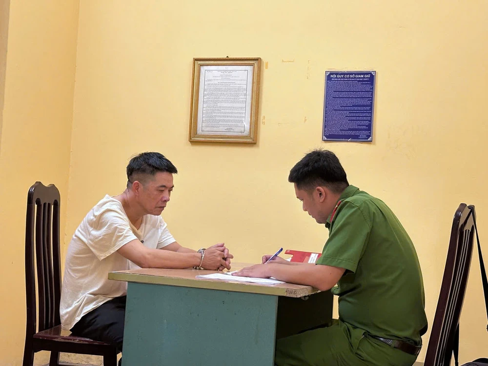 Bị can Nguyễn Xuân Phiến (sinh năm 1965, cựu Chủ tịch UBND xã Tự Nhiên) bị can.jpg