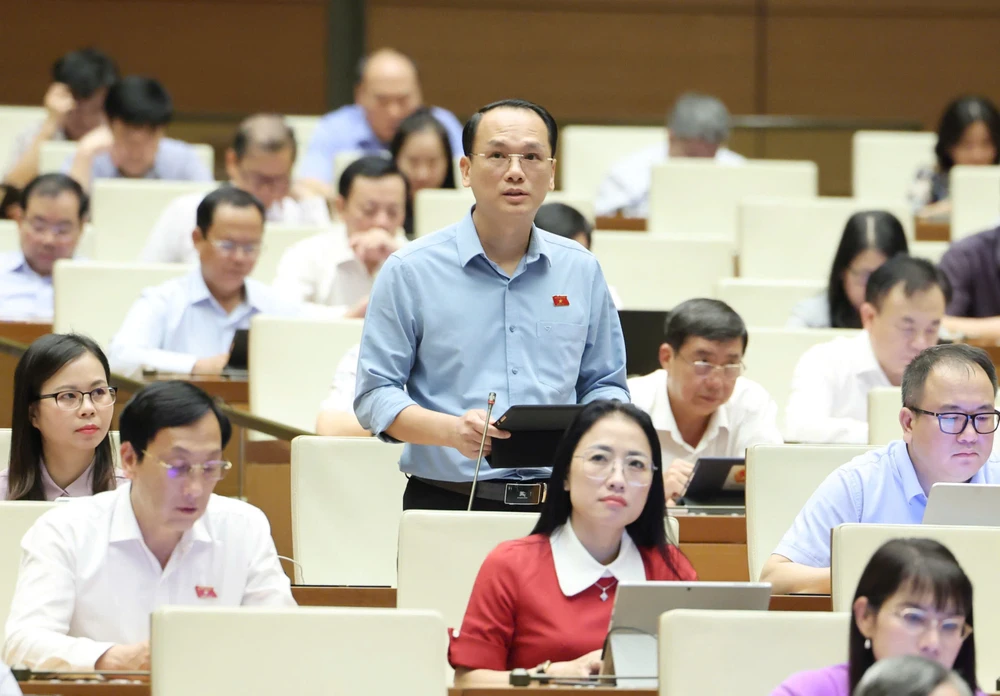 Đại biểu Lưu Bá Mạc (Lạng Sơn). Ảnh: QUANG PHÚC z6584165695359_42716dbfbffba434b11a3c5b57332fdf.jpg