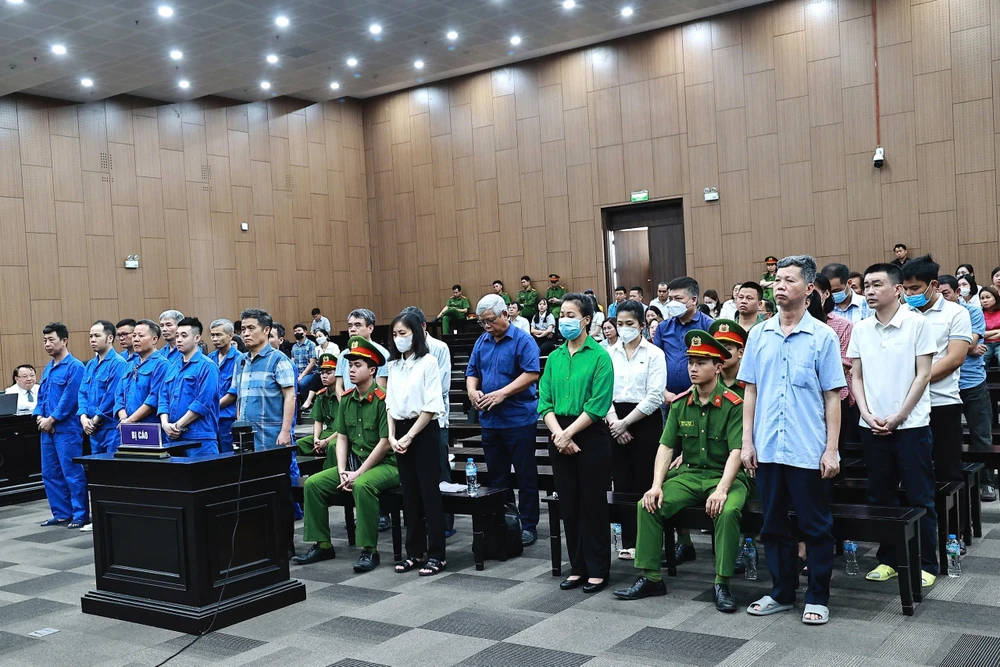 Các bị cáo tại phiên tòa các bị cáo.jpg