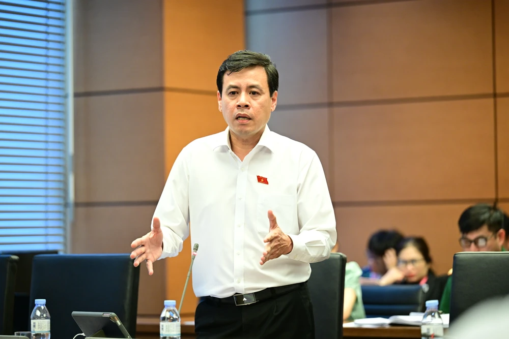 ĐB Trần Anh Tuấn đề nghị có cơ chế phản hồi kết luận thanh tra để doanh nghiệp tư nhân có quy trình giải thích, làm rõ. Ảnh: ĐỖ TRUNG DSC_2195.JPG
