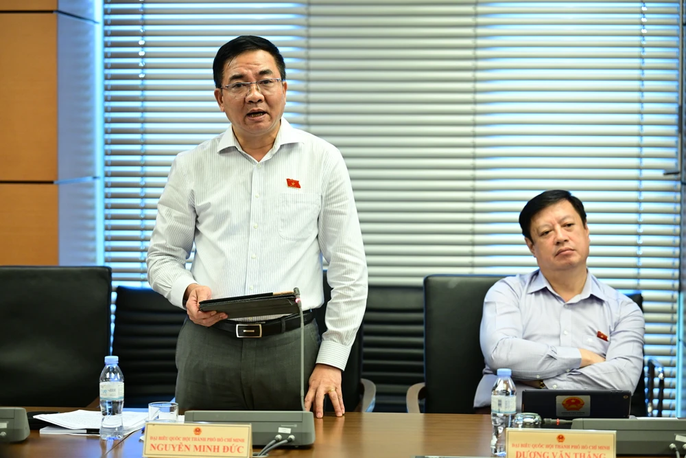 ĐB Nguyễn Minh Đức đề nghị các cơ quan cần bàn bạc kỹ lưỡng, không cần nóng vội, mà cần một nghị quyết xứng tầm để đưa kinh tế tư nhân đột phá, phát triển. Ảnh: ĐỖ TRUNG DSC_2294.JPG