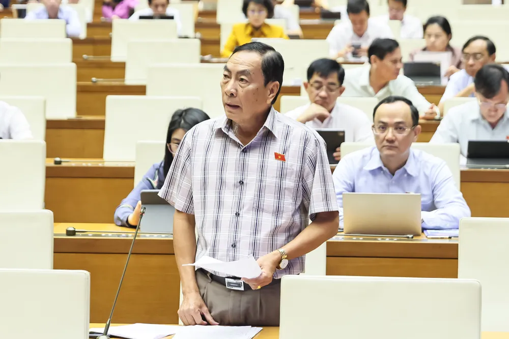 ĐB Phạm Văn Hòa (Đồng Tháp). Ảnh: VIẾT CHUNG PhamVan Hoa.jpg