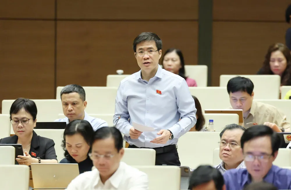 ĐB Hoàng Minh Hiếu (Nghệ An). Ảnh: QUANG PHÚC HIEU.jpg