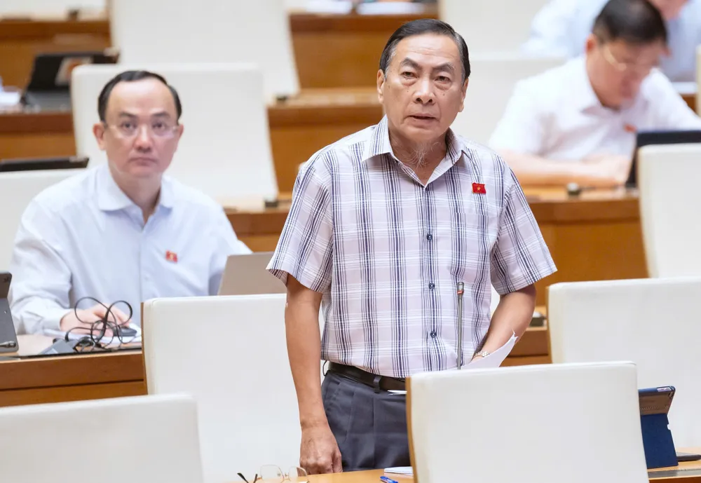 ĐB Phạm Văn Hòa (Đồng Tháp). Ảnh: QUANG PHÚC z6642768571142_f8a3adc51d419802714f8e05e960ba23.jpg