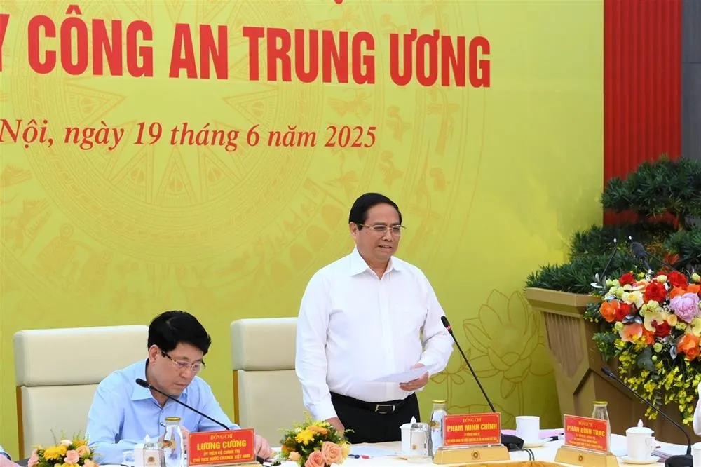 Thủ tướng Phạm Minh Chính phát biểu tại hội nghị 1 tt pmc.jpg
