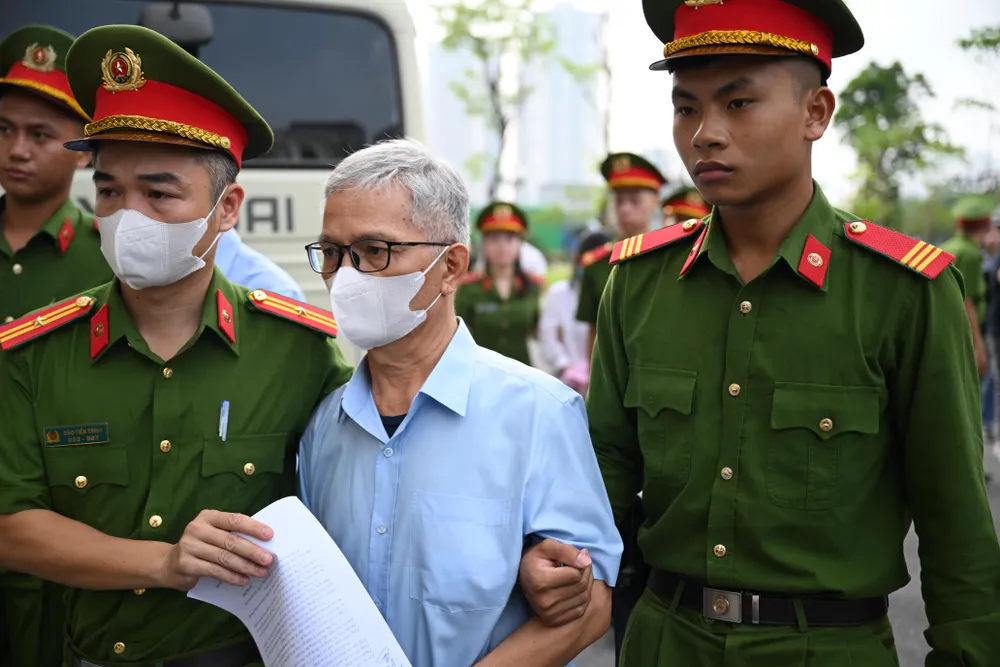 Một trong số những bị cáo tới phiên tòa. Ảnh: ĐỖ TRUNG DSC_1674.JPG