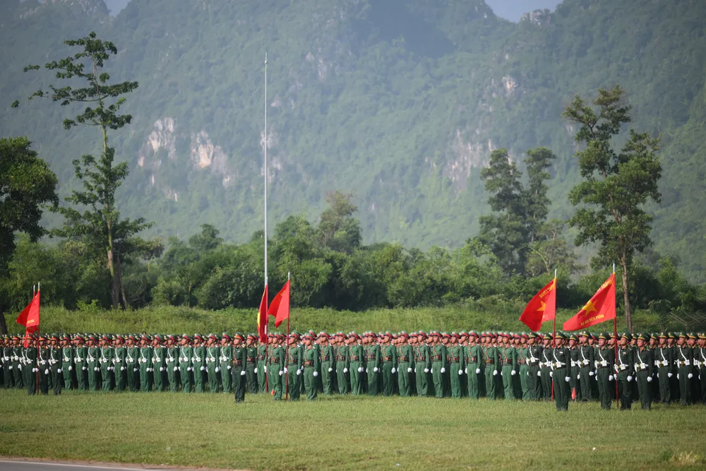Các khối đứng trong buổi tổng hợp luyện. Ảnh: ĐỖ TRUNG DSC_5358.JPG