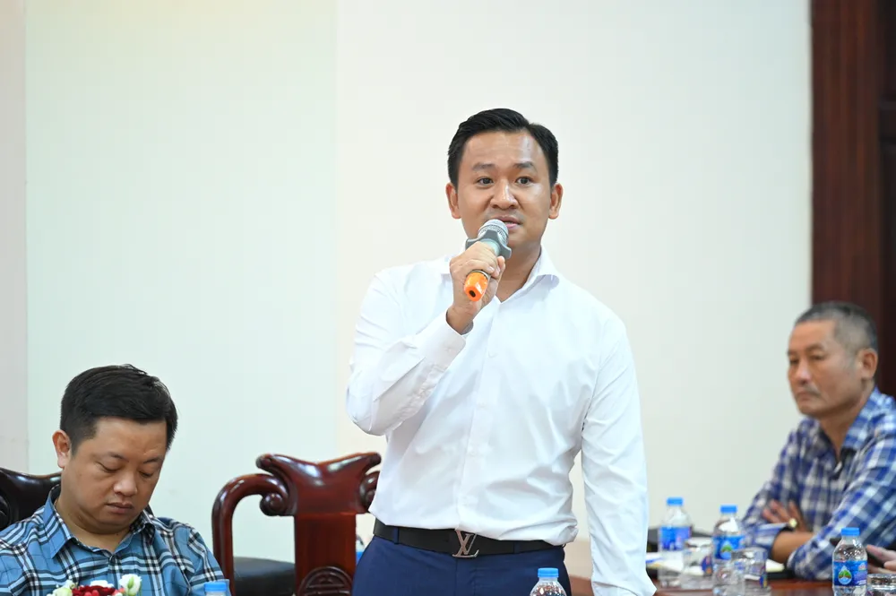Ông Vũ Đức Hoàng (Giám đốc Doanh nghiệp xe Hoàng Long). Ảnh: ĐỖ TRUNG DSC_3968.JPG