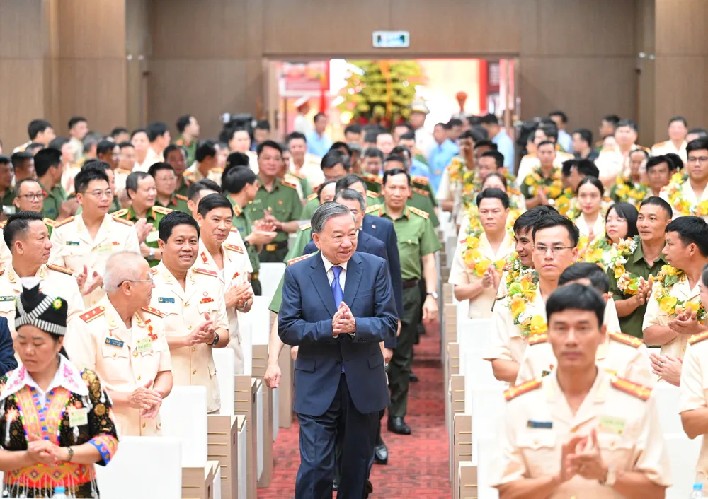 Tổng Bí thư Tô Lâm tới dự buổi gặp mặt. Ảnh: ĐỖ TRUNG DSC_4463.JPG