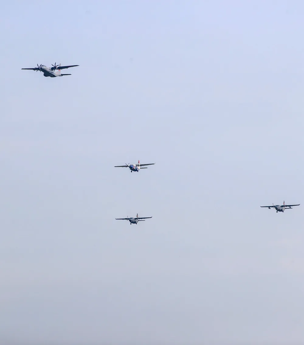 z6900530908121_c70dc7139fef63c5a09318f9d3e56cf3.jpg