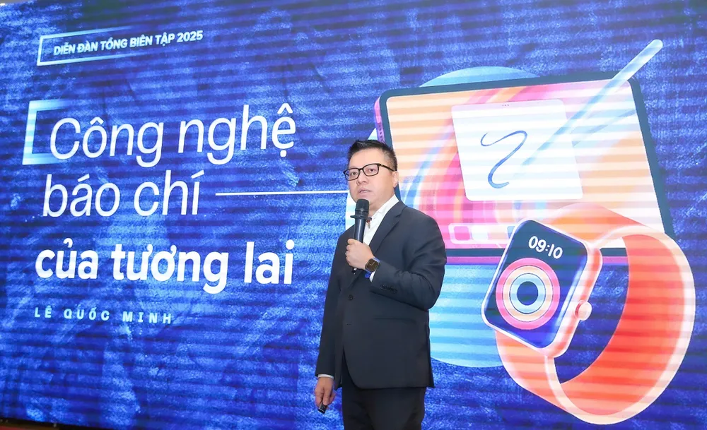 Ông Lê Quốc Minh trình bày tham luận tại diễn đàn Lê Quốc Minh.jpg