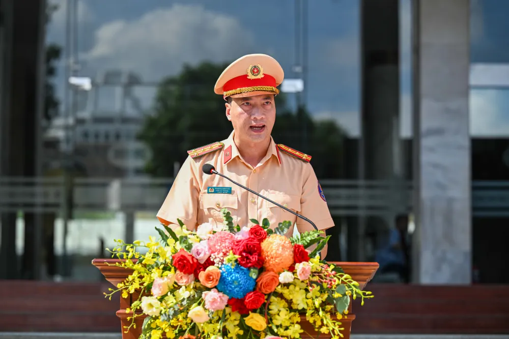 Đại tá Phạm Quang Huy, Phó Cục trưởng Cục Cảnh sát giao thông (Bộ Công an) đề nghị đối với lực lượng cảnh sát giao thông được tăng cường, cần xác định trọng trách cao cả đối với hình ảnh của lực lượng cảnh sát giao thông trong thực hiện nhiệm vụ bảo đảm an ninh, an toàn nhiệm vụ A80 DSC_9892.JPG