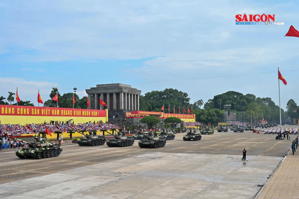 Dàn xe tăng hiện đại của Quân đội nhân dân Việt Nam. Ảnh: ĐỖ TRUNG DSC_0564.jpg
