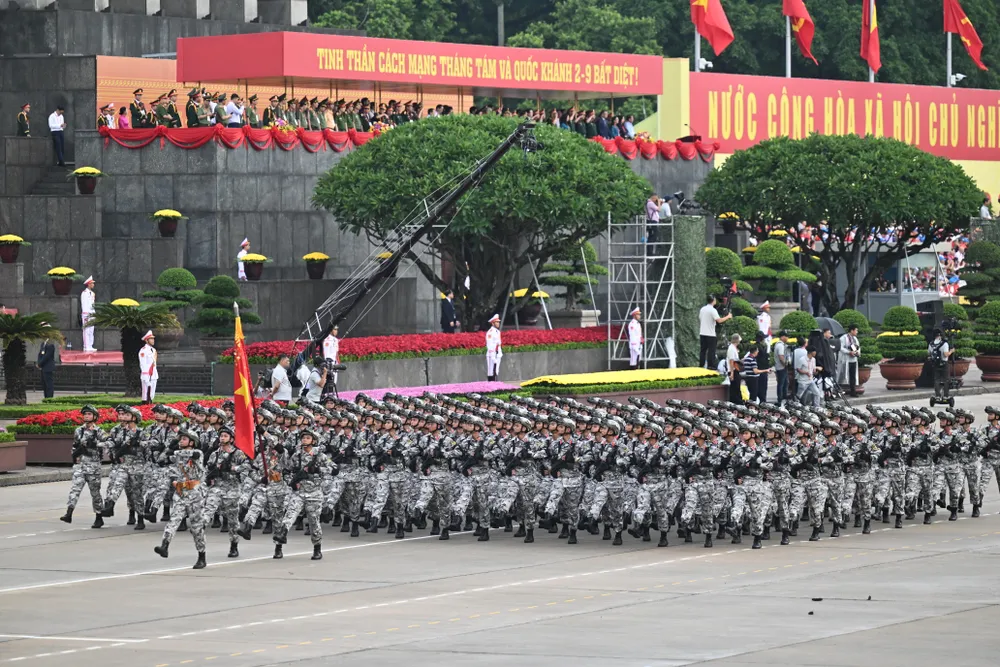 Khối diễu binh của lực lượng quân đội sẵn sàng sải bước ở lễ chính thức kỷ niệm 80 năm Cách mạng Tháng Tám và Quốc khánh 2-9 DSC_4820.JPG