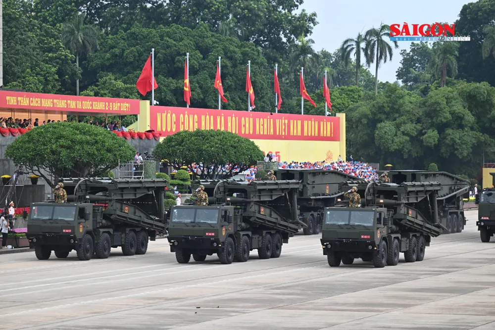 Dàn khí tài đặc chủng của Quân đội nhân dân Việt Nam. Ảnh: ĐỖ TRUNG DSC_6025.jpg
