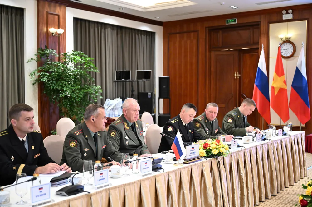 Thượng tướng Alexander Vasilyevich Fomin tại buổi đối thoại. Ảnh: ĐỖ TRUNG z6971714340683_f8272babe0c2d1cd430a310a6a59df0e.jpg
