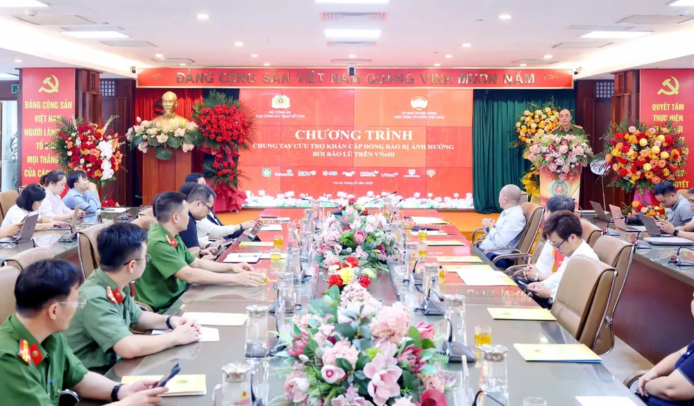 Quang cảnh lễ phát động chương trình. Ảnh: PHẠM KIÊN quang canh.jpg