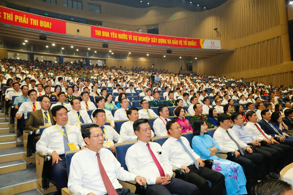 Các đại biểu dự đại hội đb.jpg