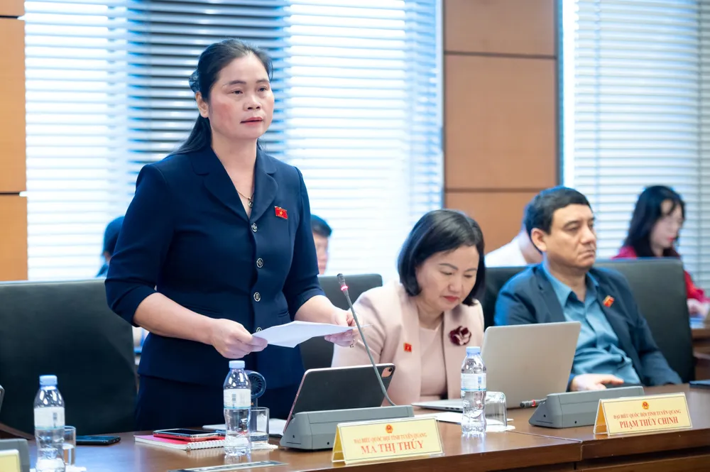 ĐB Ma Thị Thúy (Tuyên Quang). Ảnh: VIẾT CHUNG Mai Thuy.jpg