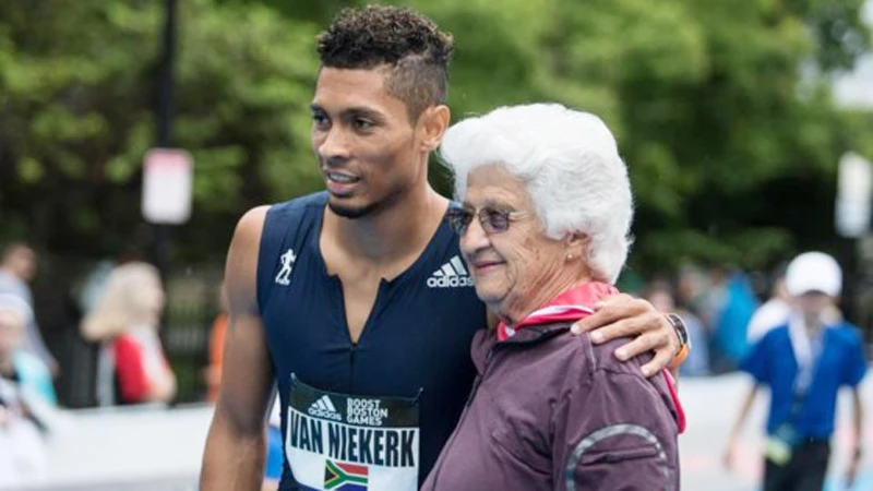 Wayde van Niekerk và HLV "lão bà" Ans Botha