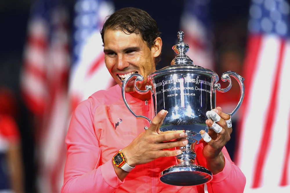 Rafael Nadal đang "nhấm nháp" danh hiệu Grand Slam thứ 16 trong sự nghiệp