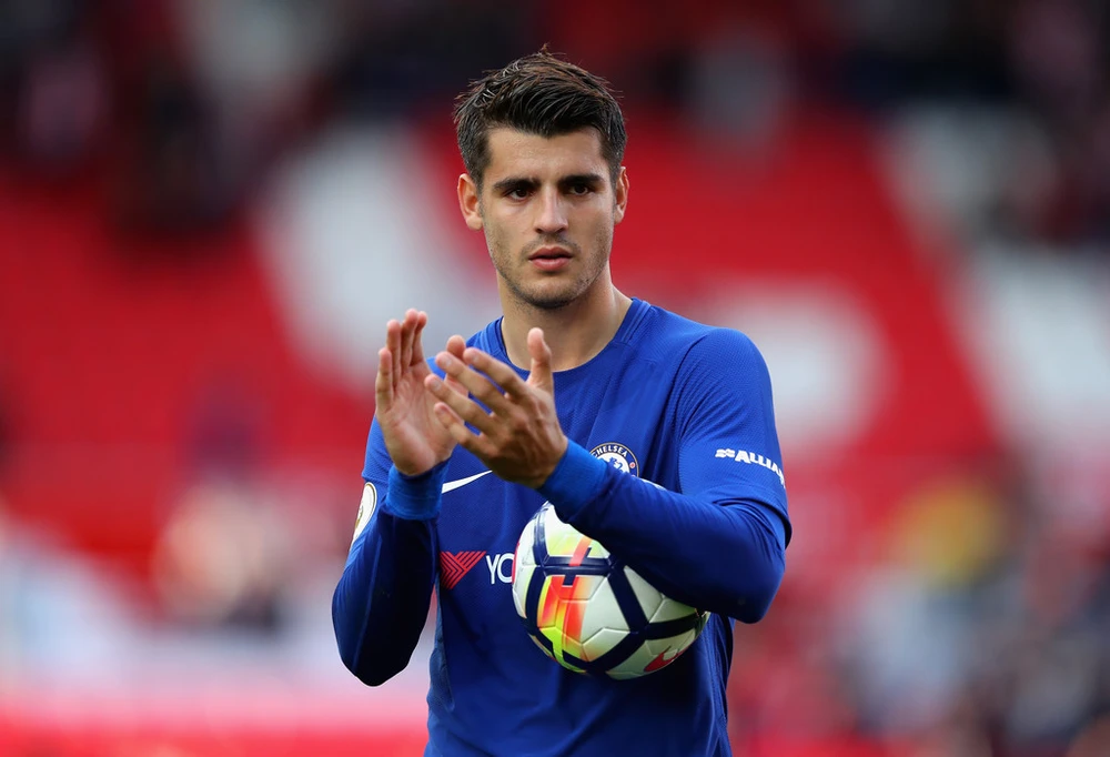 Morata đã lập hattrick, nhưng chỉ là... chân phải