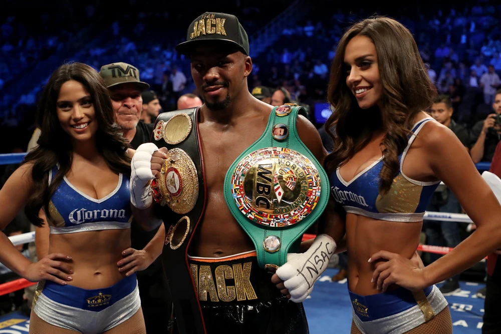 Badou Jack đã trả lại đai vô địch của WBA