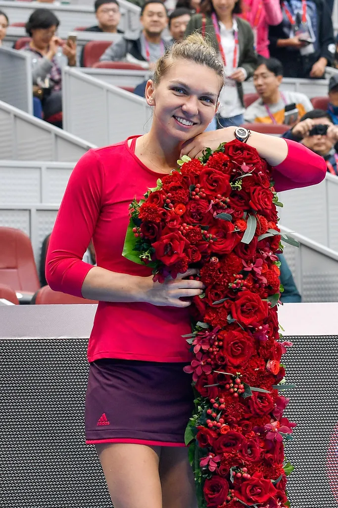 Vừa lên ngôi Nữ hoàng, Halep đã thua sấp mặt ở chung kết China Open ảnh 1