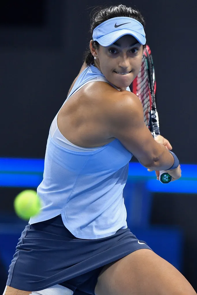 Quay lại tốp 100, Sharapova may mắn “né” Garcia ảnh 1