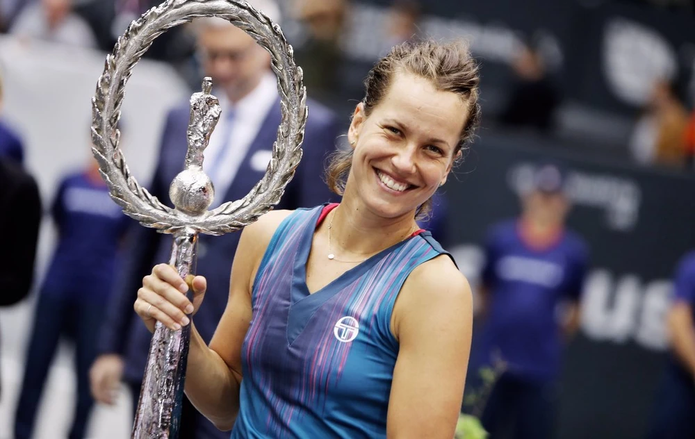 Strycova lên ngôi ở Linz