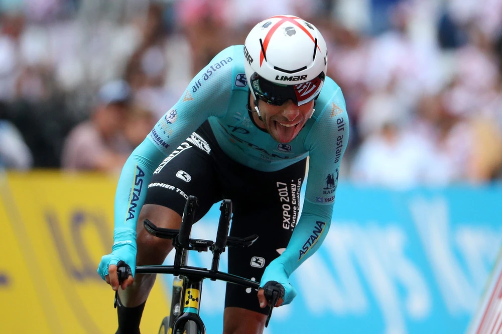 Fabio Aru trong lần cuối cùng thi đấu cho Astana