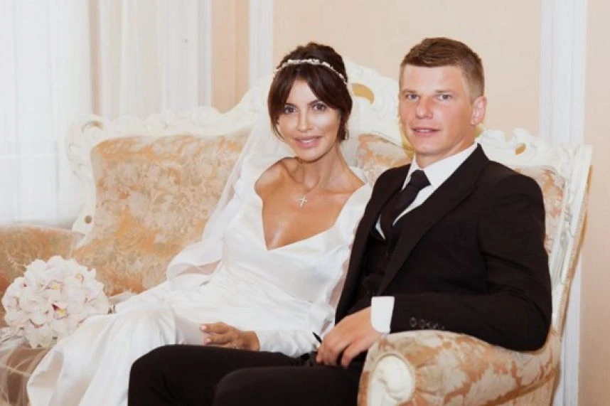 Andrei Arshavin và Alisa Kazmina 